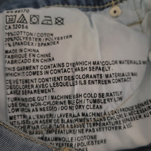 BDG Super High rise twig jeans with distressing size 28 - Picture 6 of 13